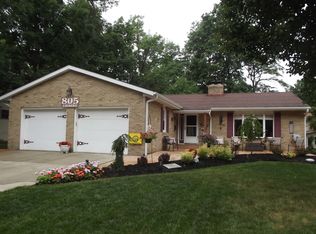 805 Royal Oak Dr, Saint Marys, OH 45885
