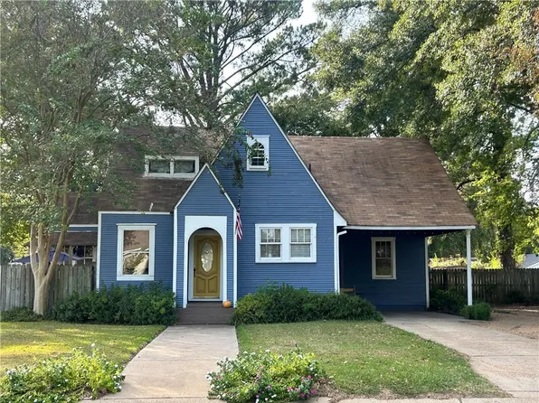 620 E 5th St, Natchitoches, LA 71457