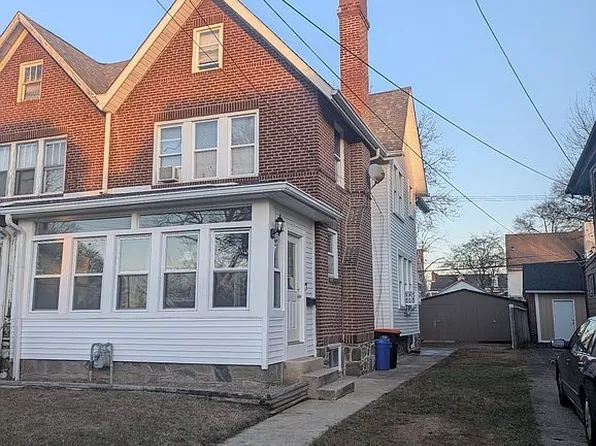 37 E Avon Rd, Chester, PA 19015