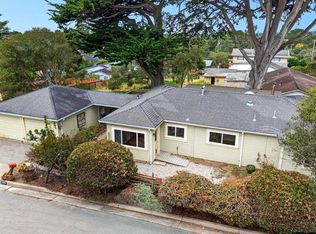 304 Stuart Ave, Pacific Grove, CA 93950