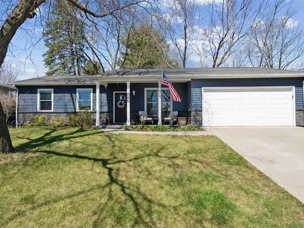 3236 Hastings Ave, Iowa City, IA 52245