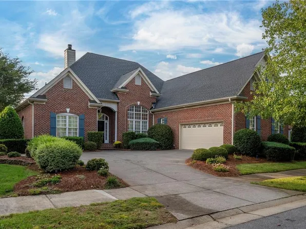 337 Orchard Park Dr, Bermuda Run, NC 27006