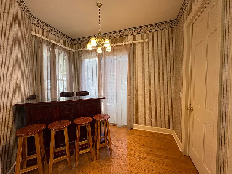 1661 Vintage Ridge Ct — Photo 31