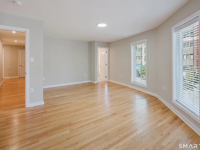 1385 Washington Blvd #5 — Photo 29