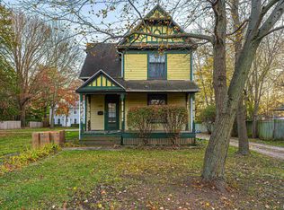 219 Woodlawn Rd, Lincoln, IL 62656