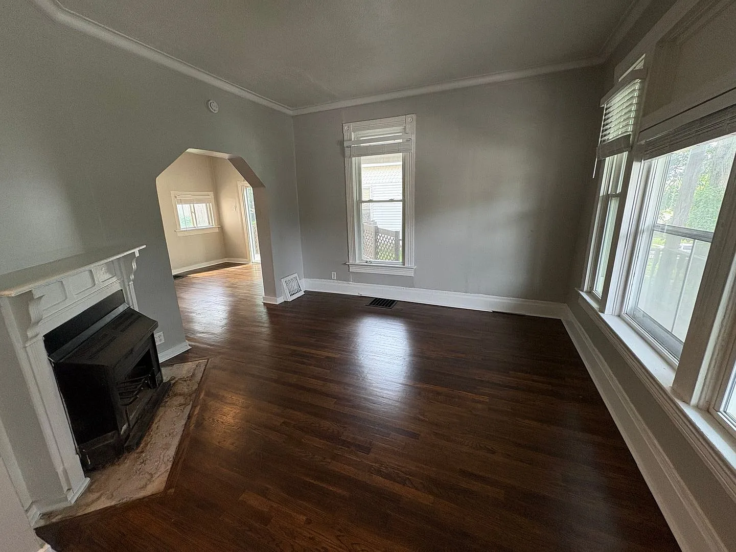 Updated 4 bed 1.5 Bath in Omaha — Photo 4