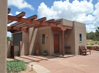 24 Domingo Rd, Santa Fe, NM 87508