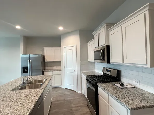 8520 Little Acorn Dr, Fort Worth, TX 76179