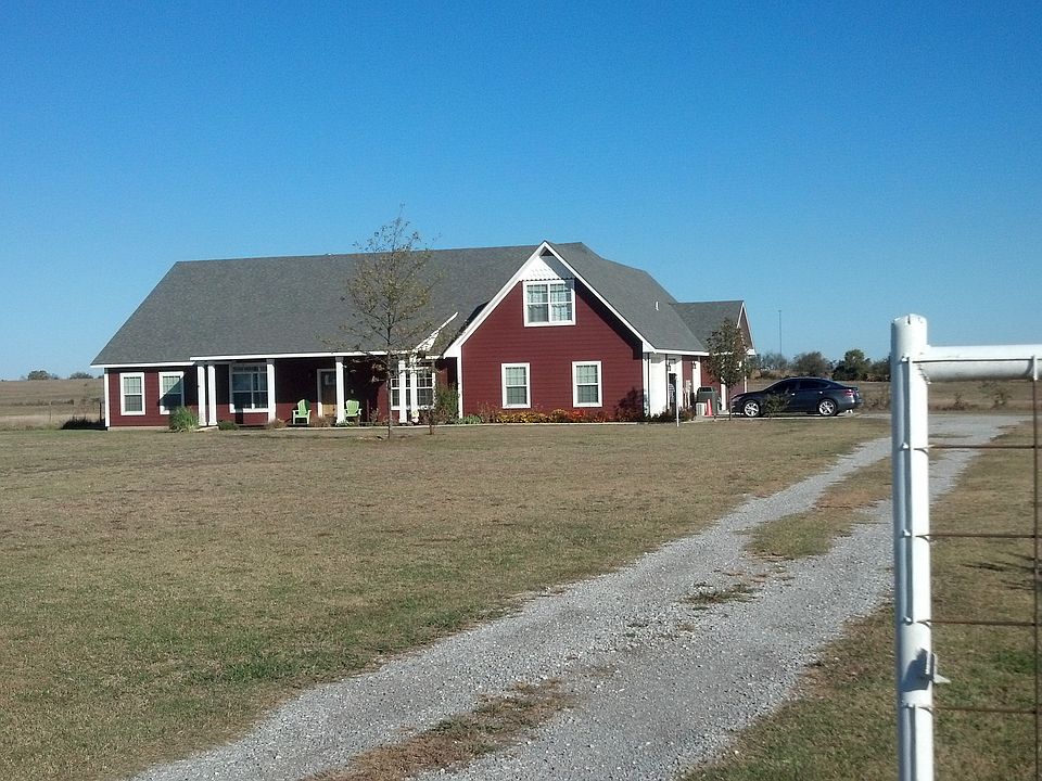 2nd image of 2075 County Red Bud Rd