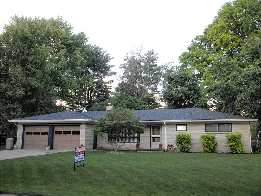 857 Gary Dr photo 1