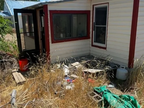 406 Second Street, Roggen, CO 80652