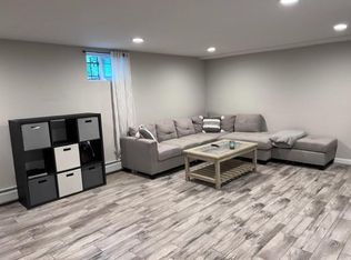 100 Cedar Ter, Staten Island, NY 10304