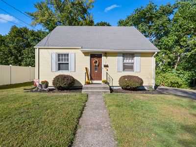 3 Pleasant Street, Windsor Locks, CT, 06096