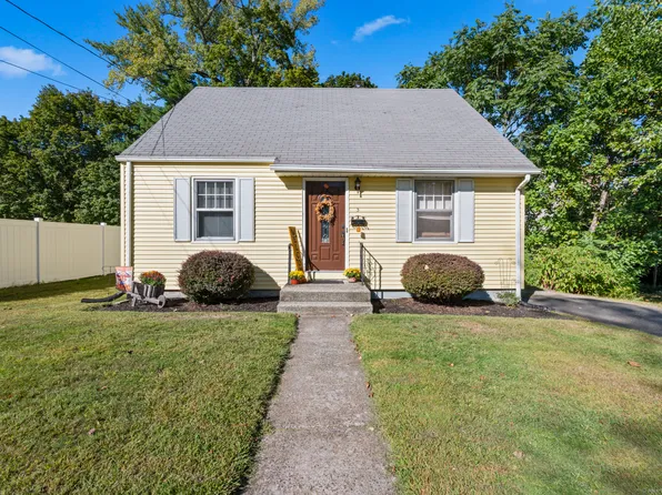 3 Pleasant Street, Windsor Locks, CT 06096