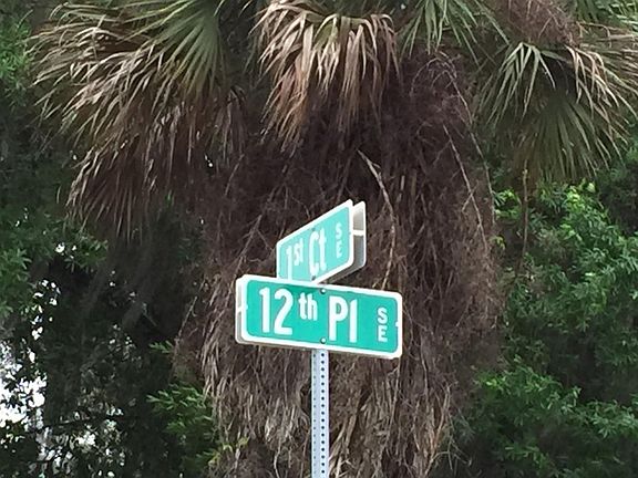 5th image of 101 12th Pl SE