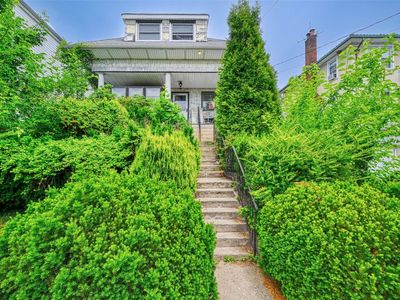 41-25 249th Street, Little Neck, NY, 11363