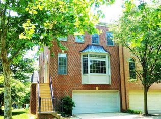 10555 James Wren Way, Fairfax, VA 22030