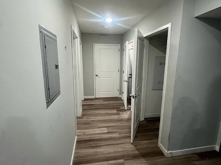 77 Park Ave #213 — Photo 4
