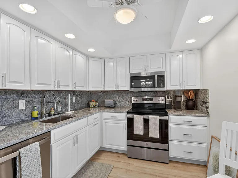 1250 Sugar Sands Blvd #110 — Photo 6