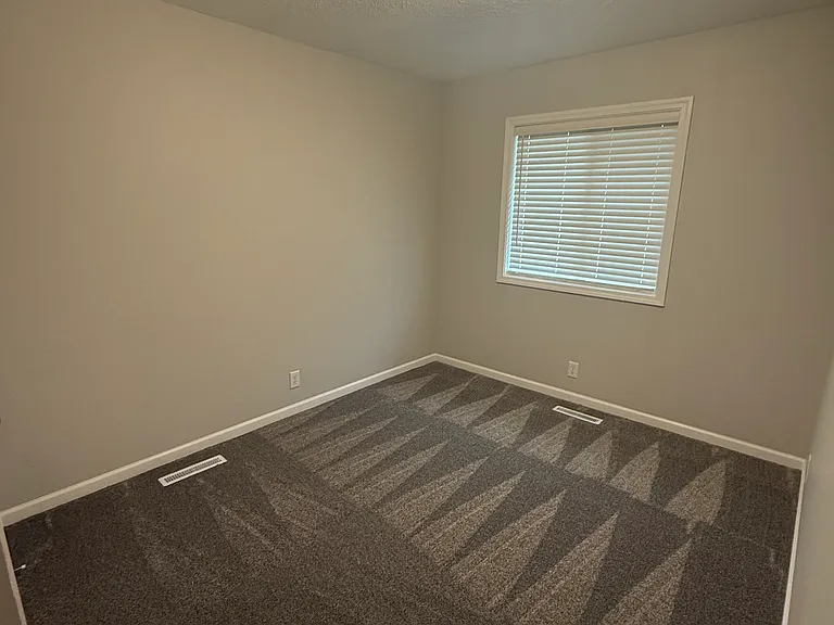 14006 Jennifer Rd — Photo 14