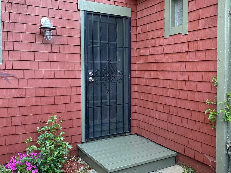 332 Bayview St #A — Photo 8