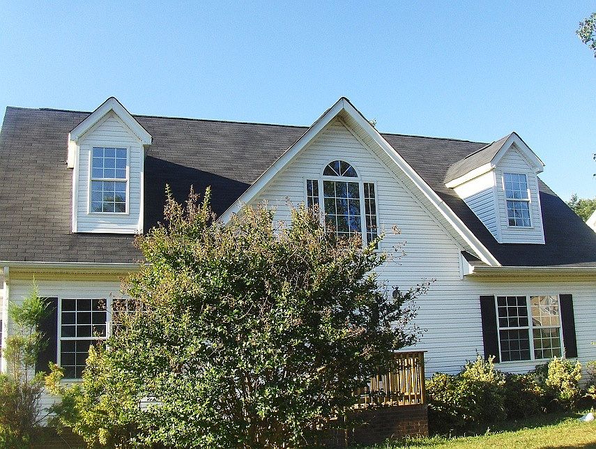 1st image of 106 Mallard Creek Dr