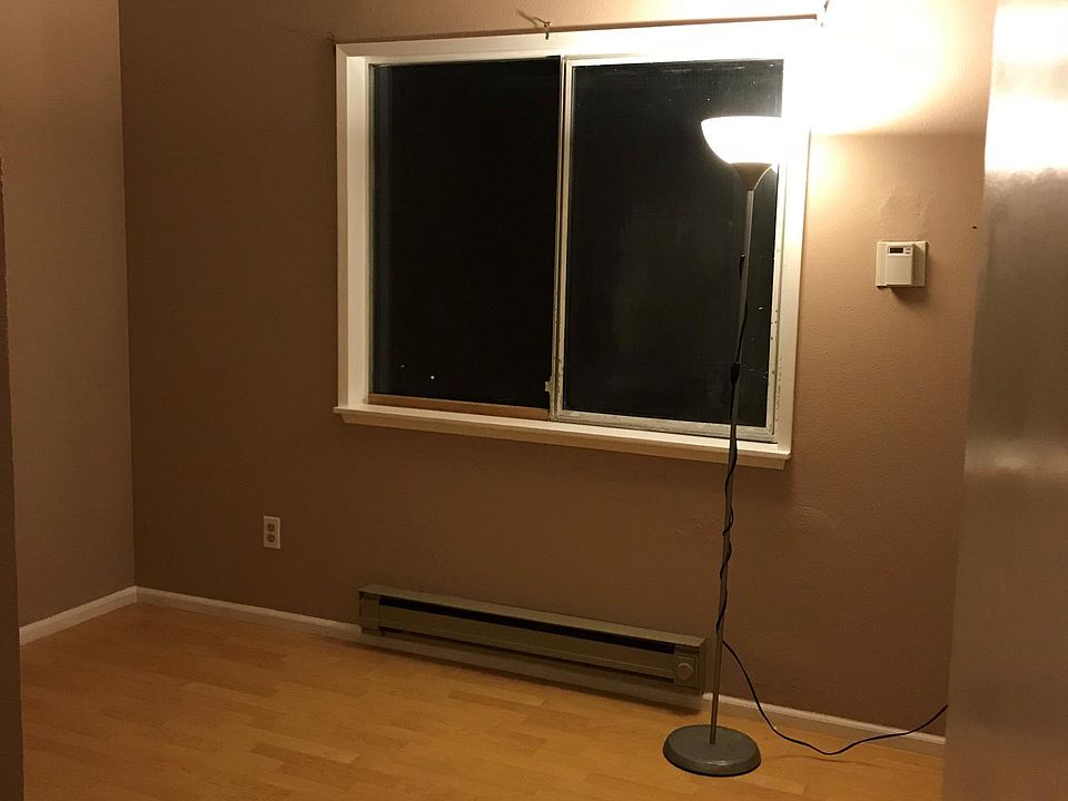2nd image of 8401 NE Paulanna Ln
