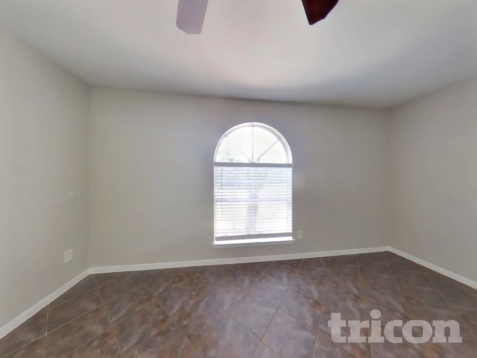1910 Barnsley Lane Houston TX — Photo 4