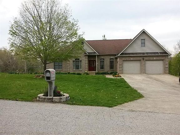 2nd image of 121 Deer Park Dr