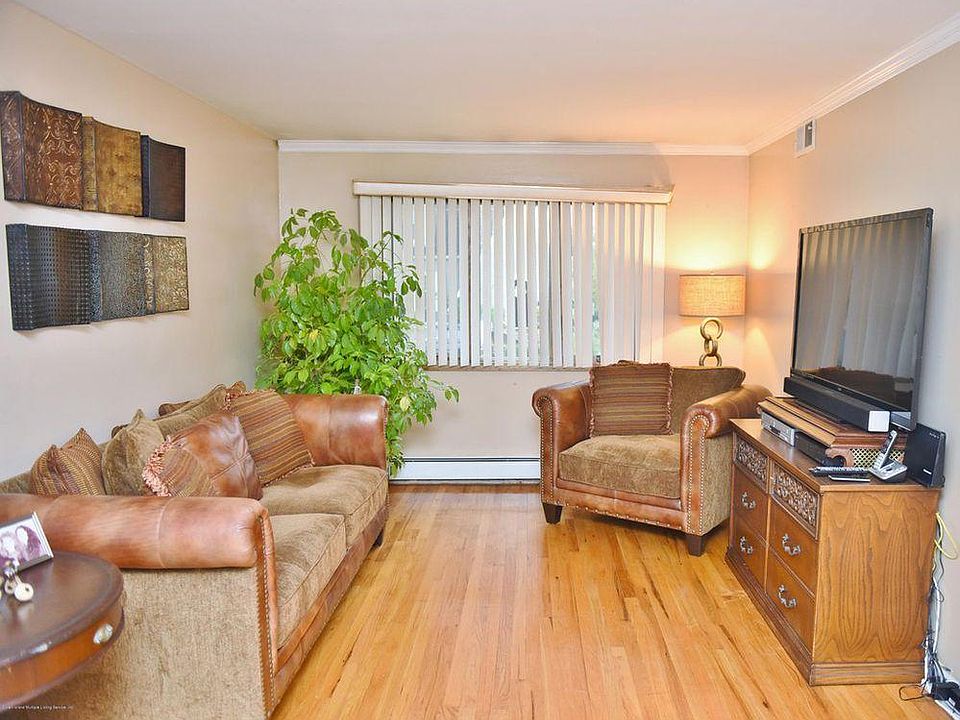 1st image of 97 Twombly Ave #1