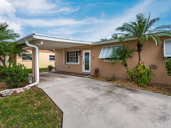 2nd image of 5815 Daphne Drive