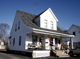 1127 Washington Ave, Grand Haven, MI 49417