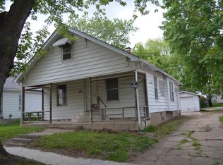 719 E 10th St, Sedalia, MO 65301