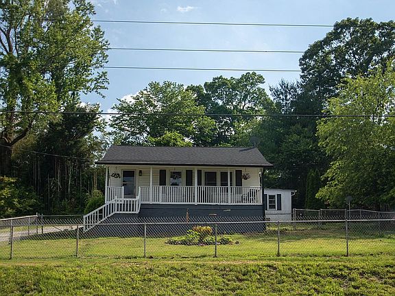 2nd image of 1281 N Main St