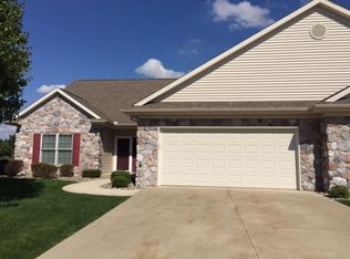 1722 Waterfall Dr, Wakarusa, IN 46550