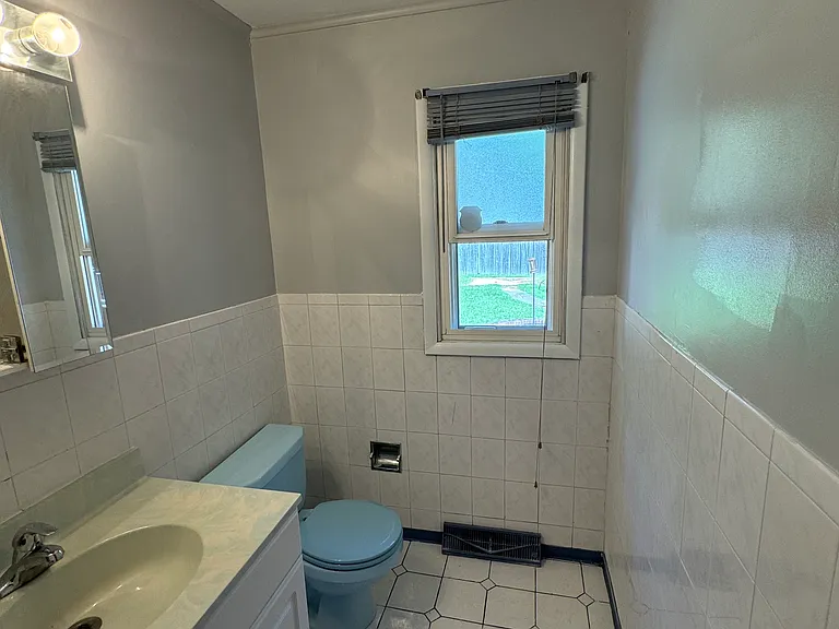 506 Washington Ave — Photo 8
