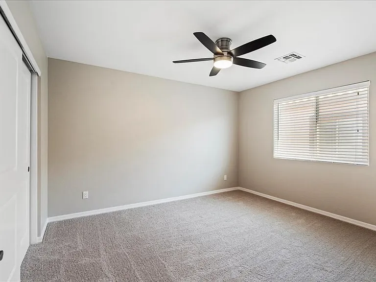 3010 N 37th St #3 — Photo 21