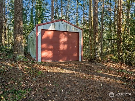4th image of 528 Kodiak Avenue