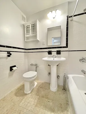 Rented by Keller Williams NYC | media 18