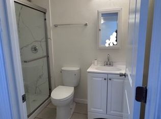 9848 Macarthur Blvd #4, Oakland, CA 94605