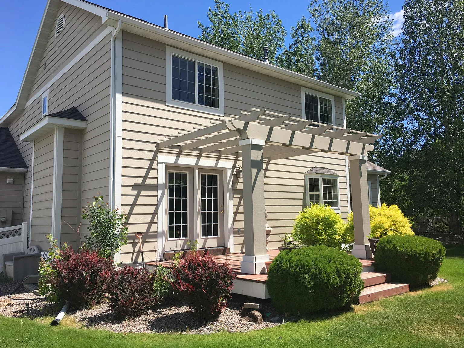 134 Stillwater Ln — Photo 3