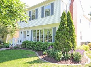 2108 S Glenwood Ave, Springfield, IL 62704