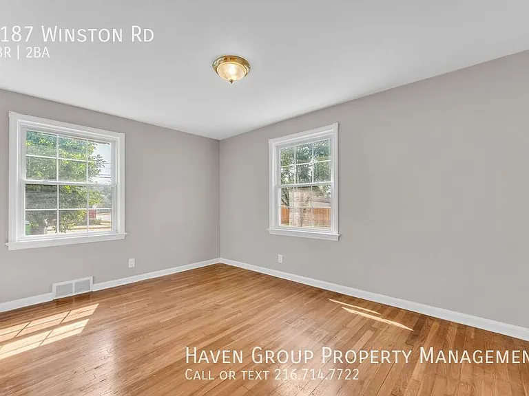 1187 Winston Rd — Photo 15