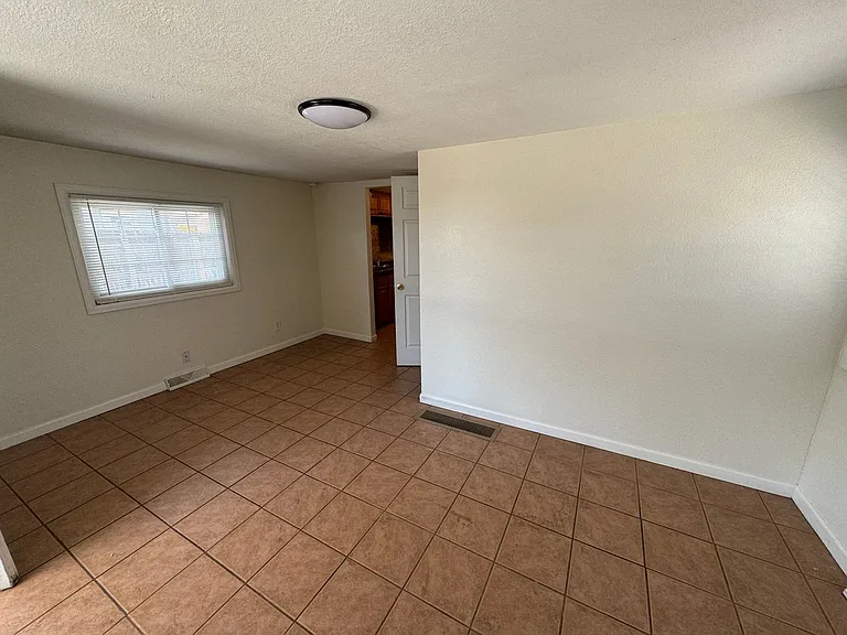 3501 W 48th Ave — Photo 12