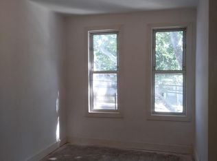 903 E 222nd St, Bronx, NY 10469