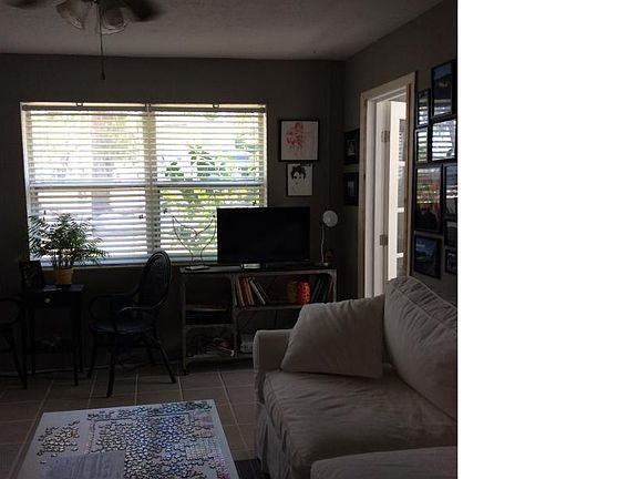 4th image of 920 Faulkner St