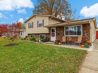 2115 Maplewood Rd, Fort Wayne, IN 46819