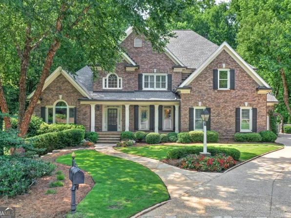 745 La Tour Dr, Sandy Springs, GA 30350