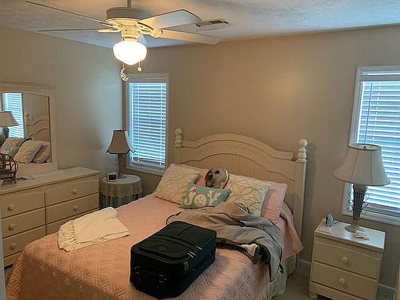3rd image of 925 Wind Sail Ct