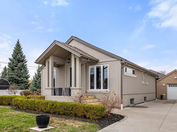 1490 Morton Dr, Lasalle, ON N9J 3S9